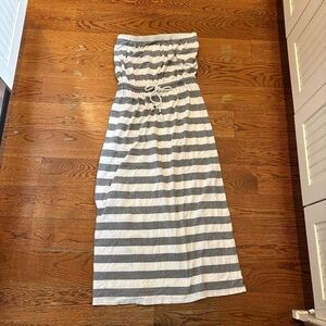 GAP Gray and White Striped Maxi Dress
